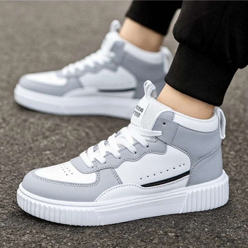 Men's casual and sporty sneakers