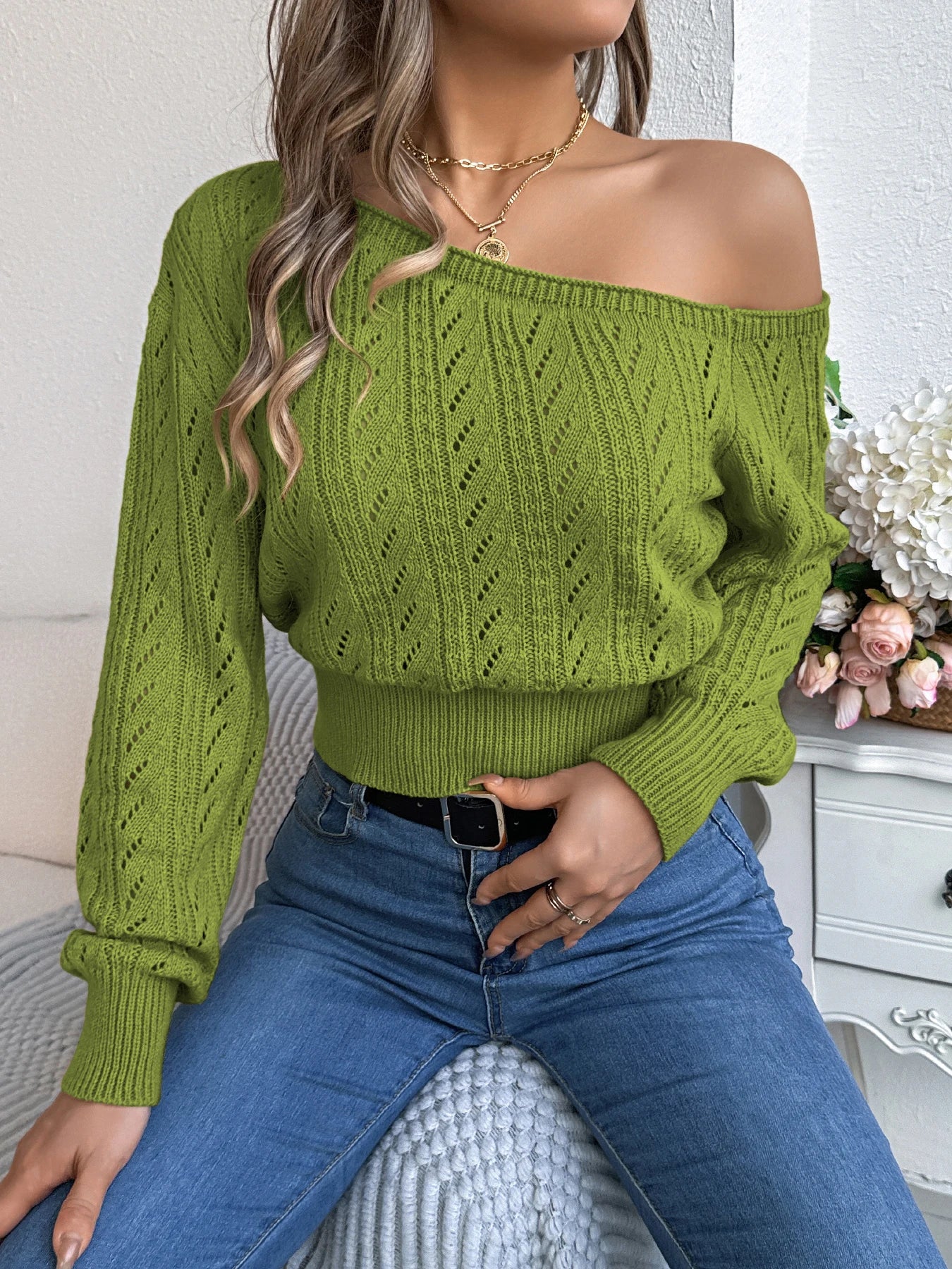 Elegant women's casual long-sleeved sweater with off-the-shoulder neckline
