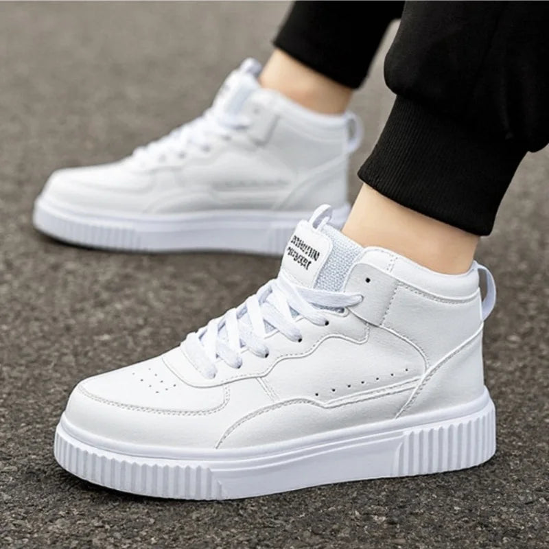 Men's casual and sporty sneakers