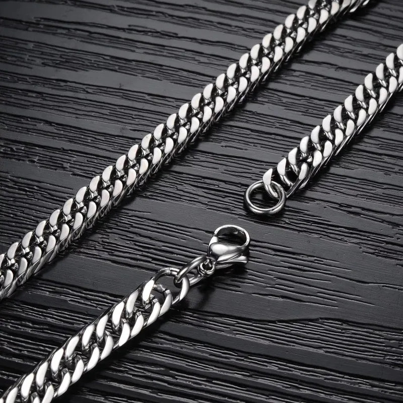 Cuban chain necklace in stainless steel