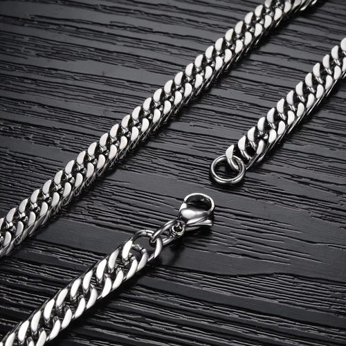 Cuban chain necklace in stainless steel